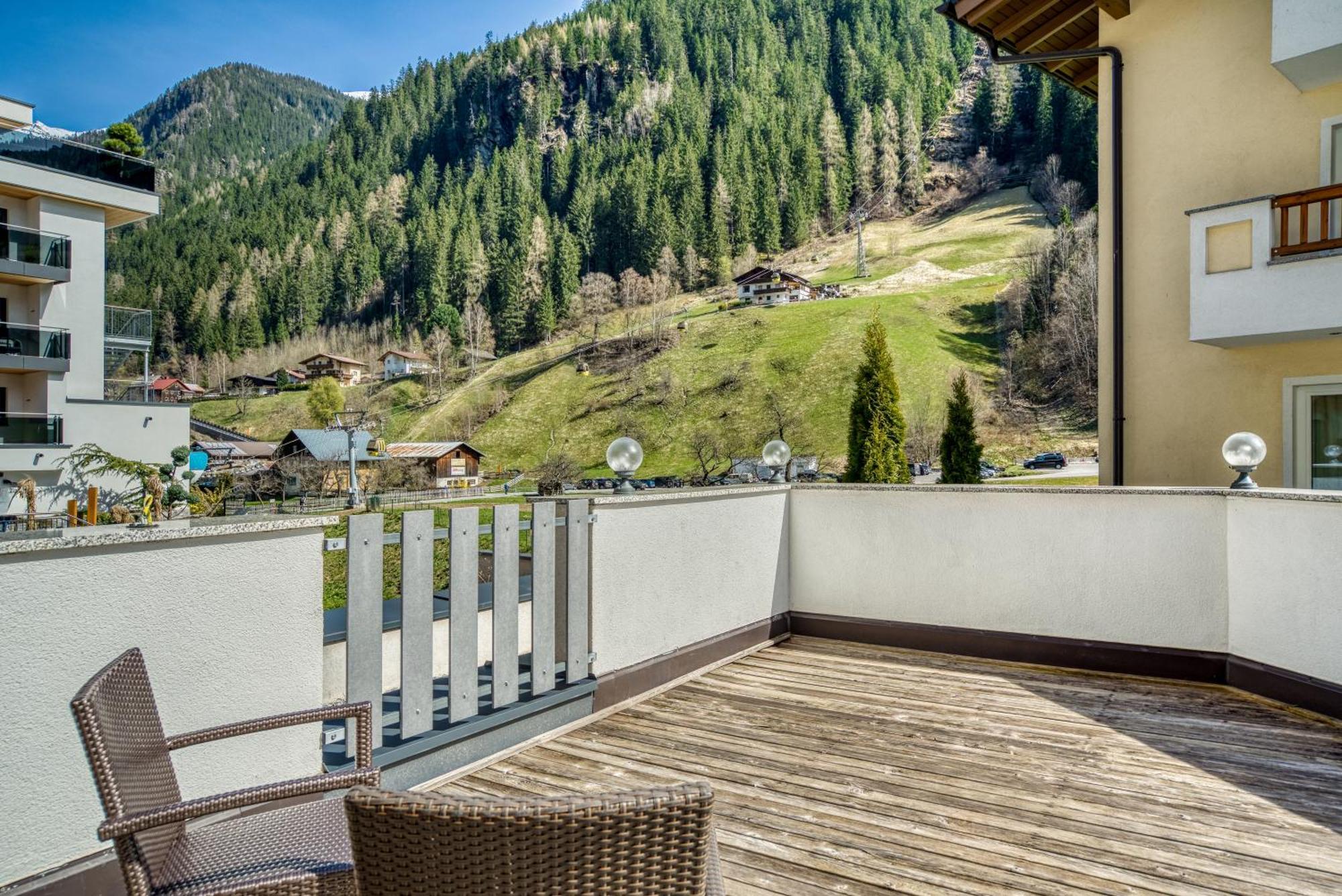 Mallaun Hotel.Erlebnis See Exterior photo