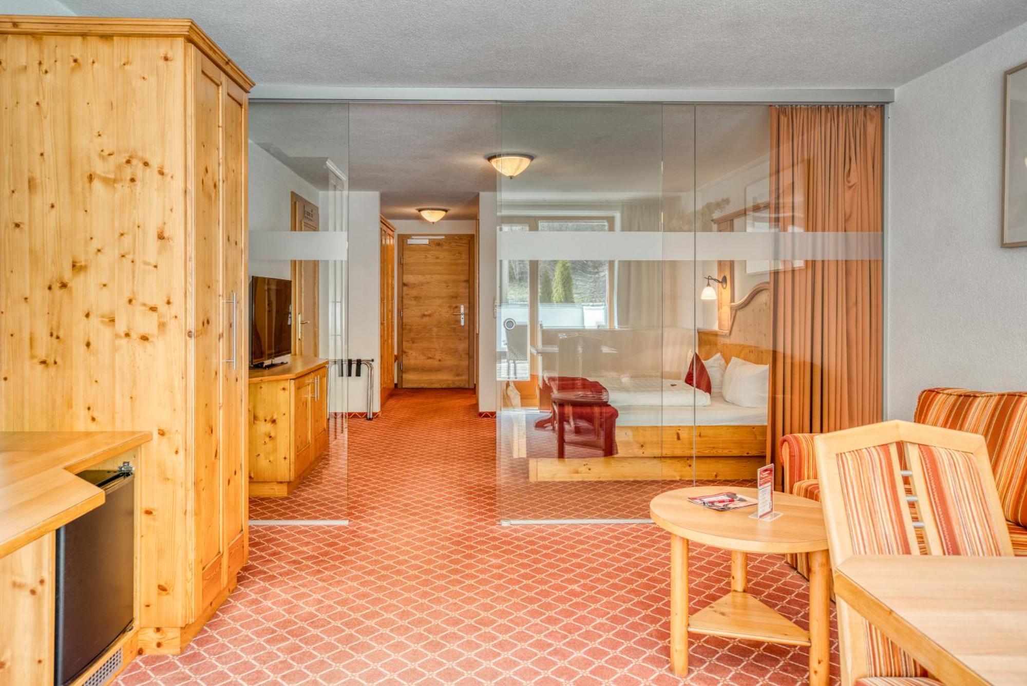 Mallaun Hotel.Erlebnis See Exterior photo