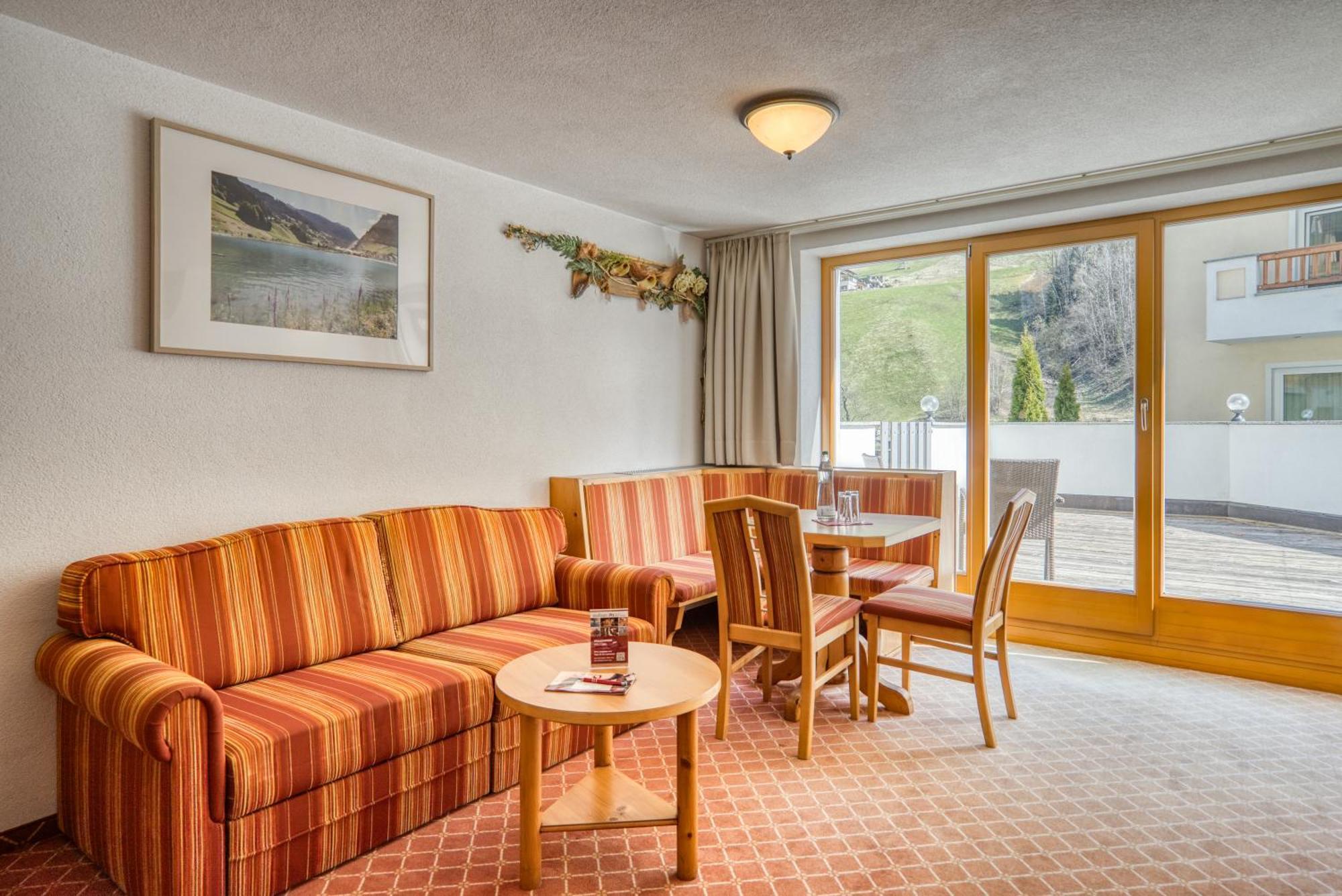 Mallaun Hotel.Erlebnis See Exterior photo