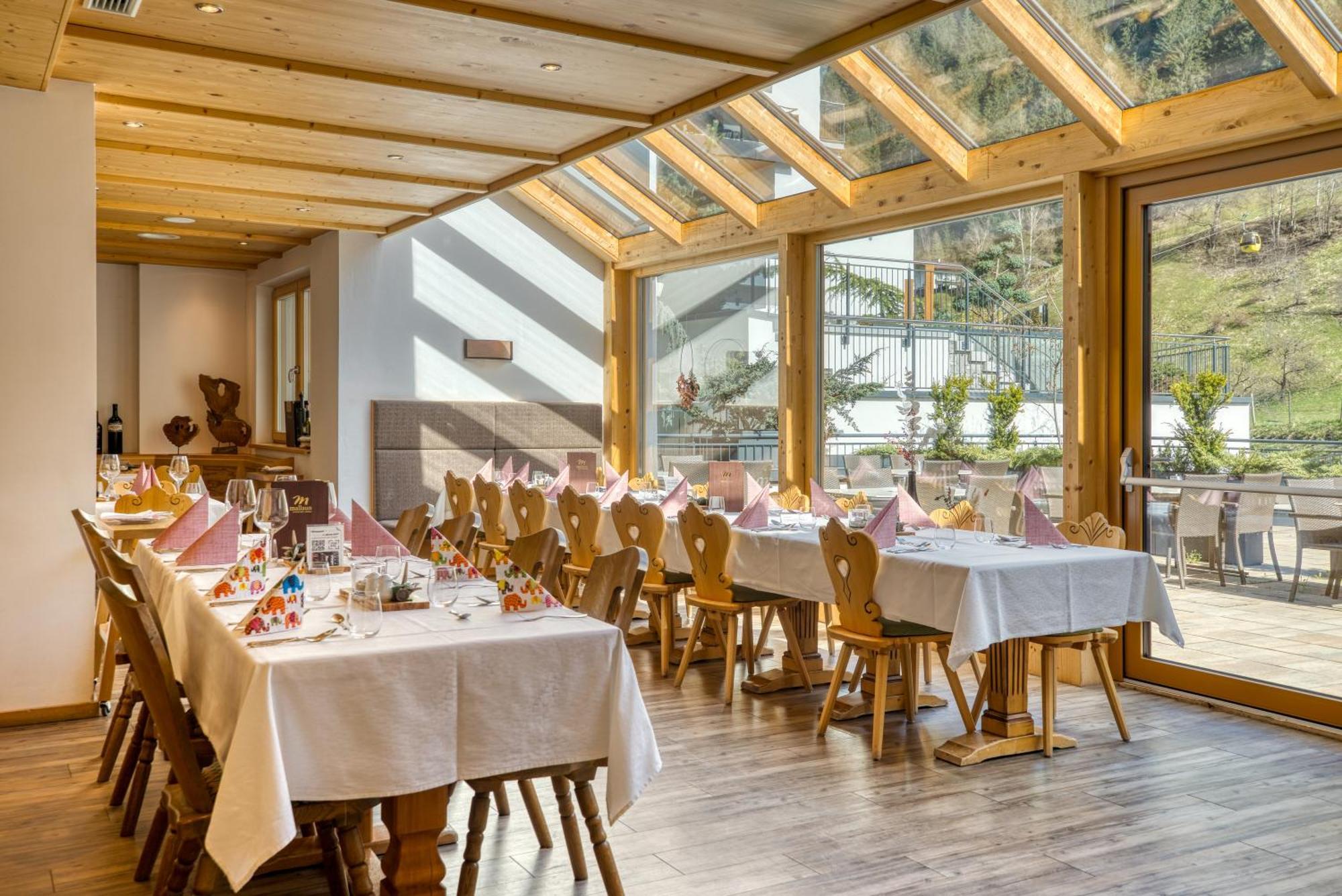 Mallaun Hotel.Erlebnis See Exterior photo